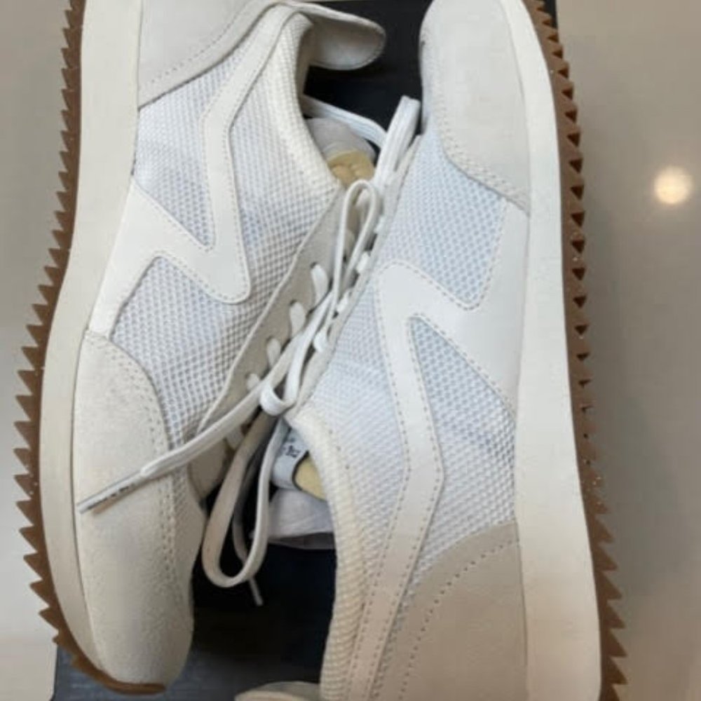 NWT - BRAND NEW IN BOX! Rag and Bone Retro Runner Mesh Off White Shoe